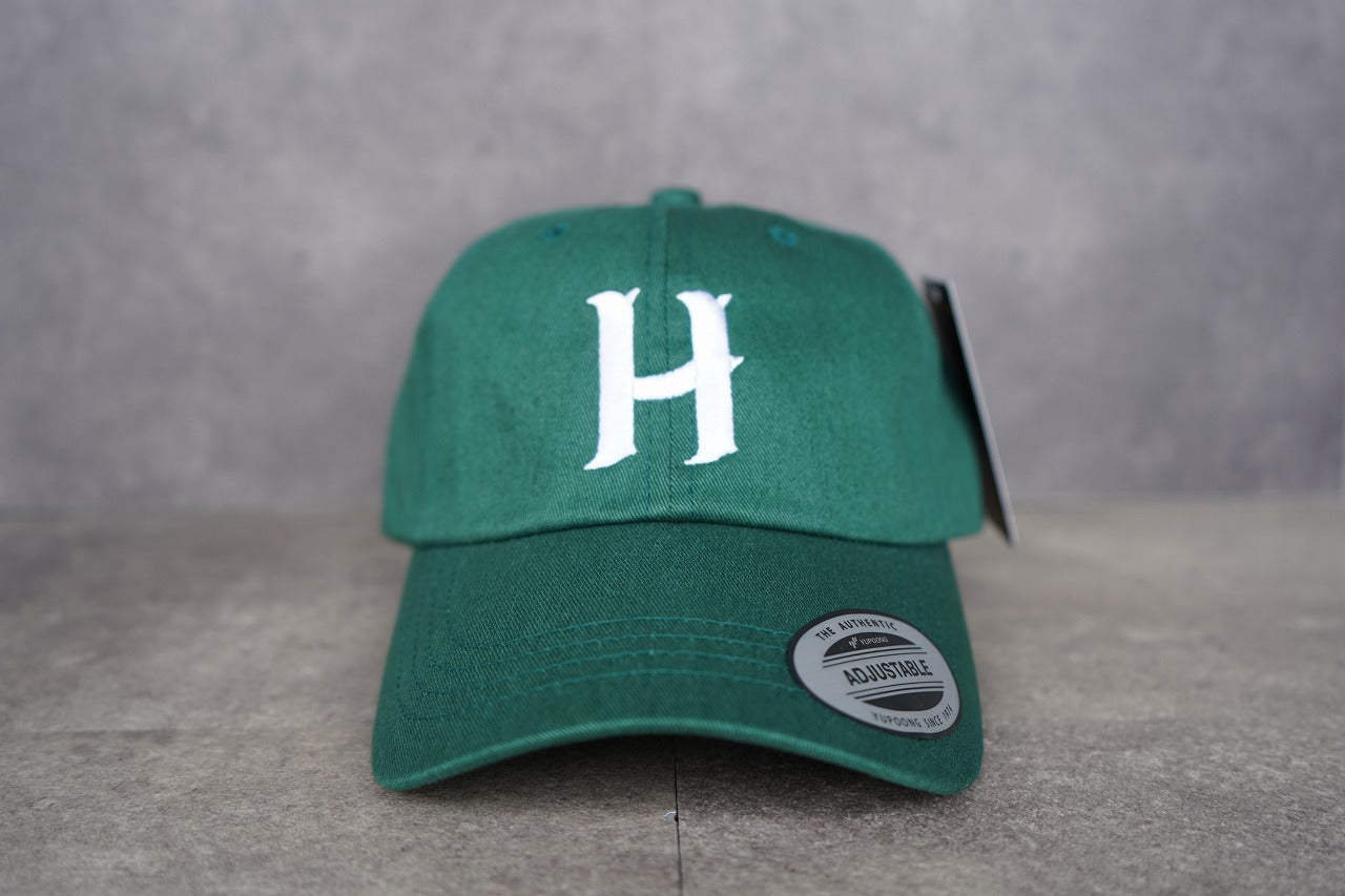 “Old English” H Cap(ブラック / グリーン / サンドカーキ)